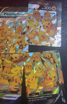 4 Pikachu cards set